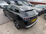 2023 Peugeot 3008 thumbnail 9