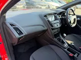 2018 Ford Focus thumbnail 48