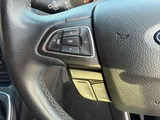 2017 Ford Kuga thumbnail 28