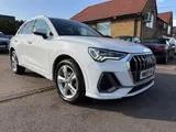 2018 Audi Q3 thumbnail 3