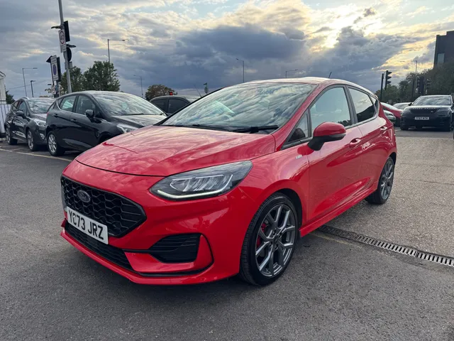 2023 Ford Fiesta — photo 2