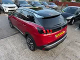 2020 Peugeot 3008 thumbnail 2