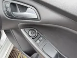 2017 Ford Focus thumbnail 42