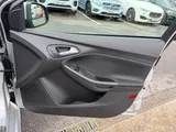 2017 Ford Focus thumbnail 41