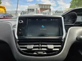 2019 Peugeot 2008 thumbnail 27