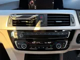 2017 BMW 3 Series thumbnail 35