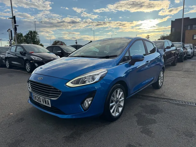 2020 Ford Fiesta — photo 2