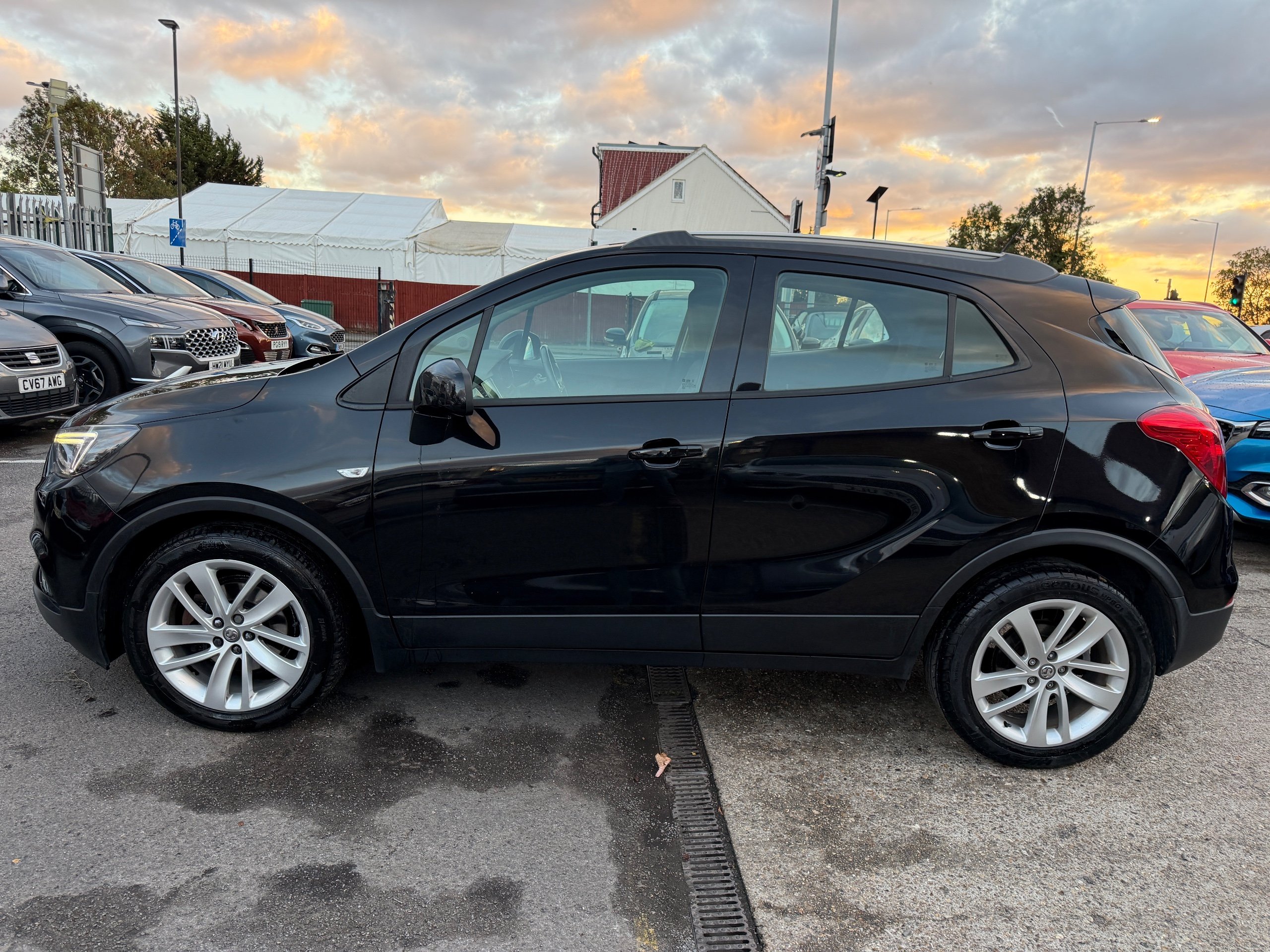 2017 Vauxhall Mokka X thumbnail 9