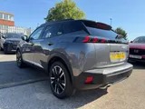 2020 Peugeot 2008 thumbnail 10