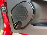 2017 Renault Clio thumbnail 31
