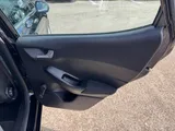 2017 Ford Fiesta thumbnail 38