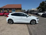 2019 Ford Focus thumbnail 13