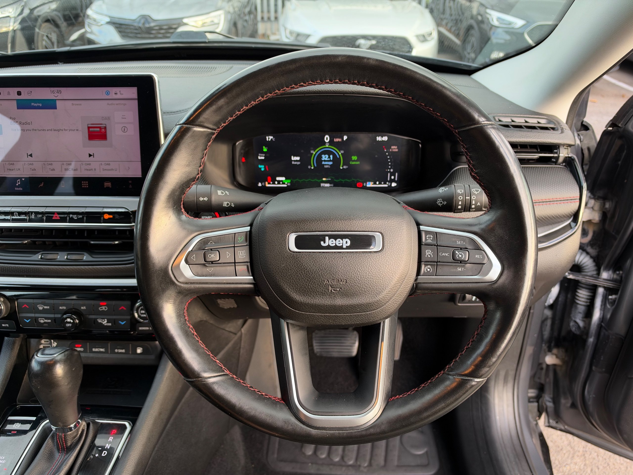 2022 Jeep Compass thumbnail 18