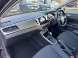 2018 Volkswagen Polo thumbnail 15