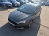 2018 Ford Focus thumbnail 3
