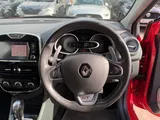 2015 Renault Clio thumbnail 18