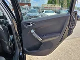 2019 Peugeot 2008 thumbnail 43