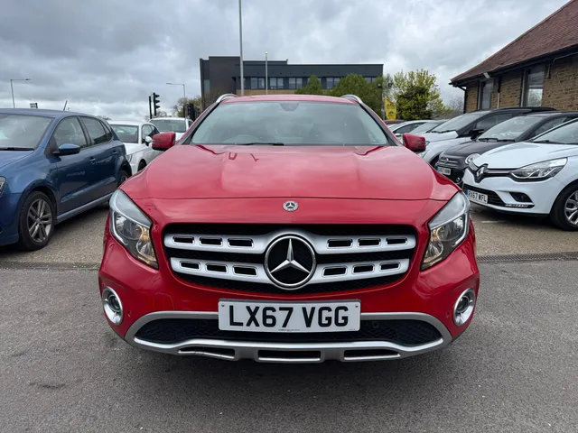 2017 Mercedes-Benz GLA — photo 3