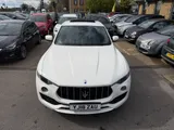 2018 Maserati Levante thumbnail 3