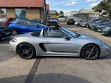 2019 Porsche 718 thumbnail 14