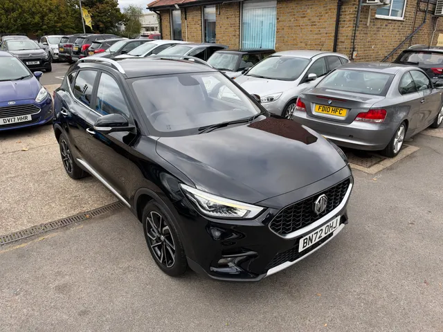 2022 MG ZS — photo 2
