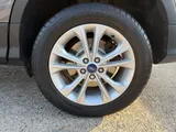 2017 Ford Kuga thumbnail 51