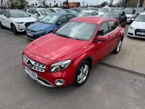 2017 Mercedes-Benz GLA thumbnail 1
