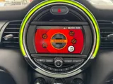2020 Mini Hatch thumbnail 32