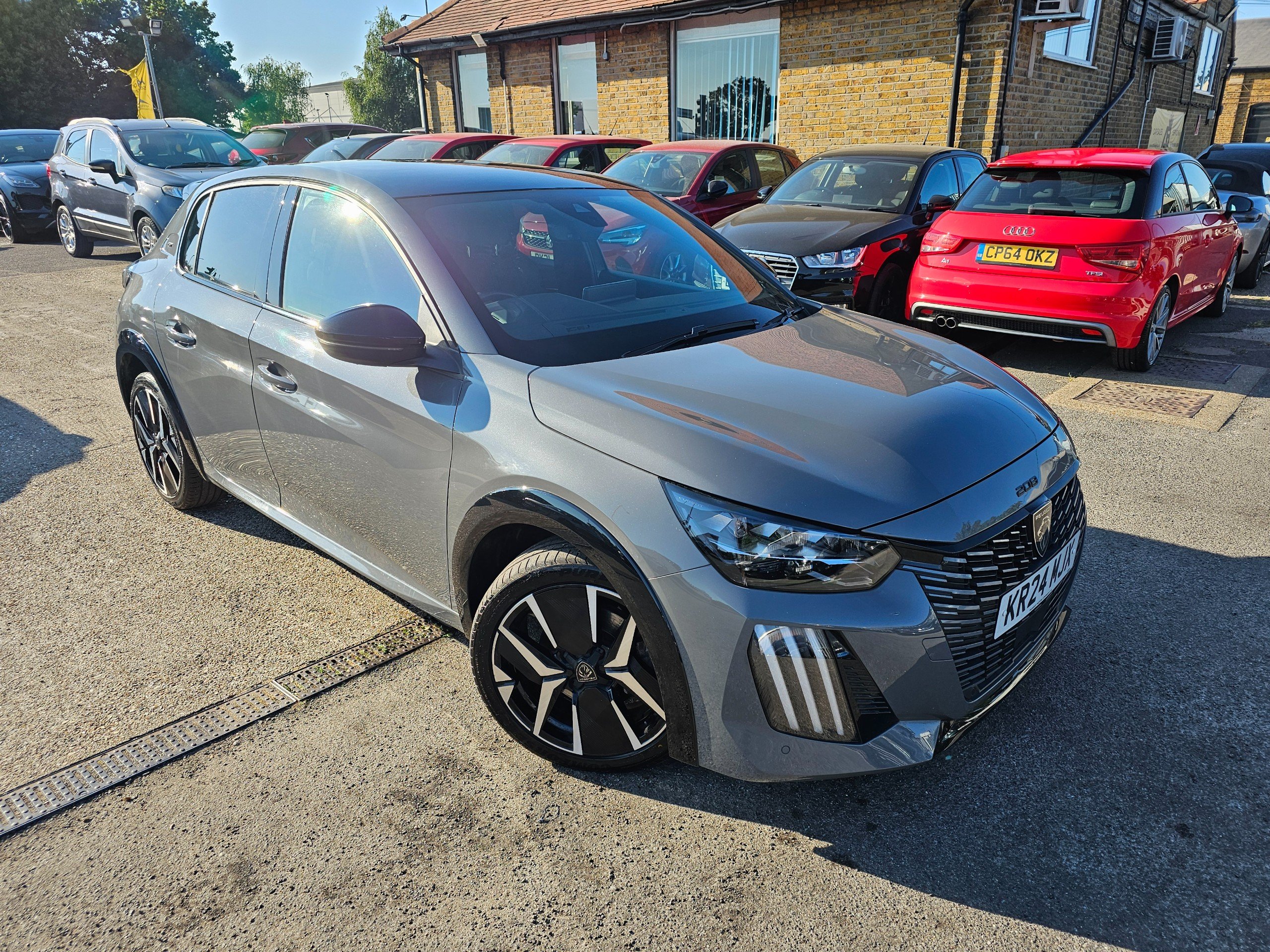 Peugeot 208