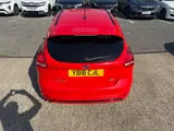 2018 Ford Focus thumbnail 12