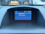 2015 Ford Fiesta thumbnail 31