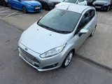 2015 Ford Fiesta thumbnail 6
