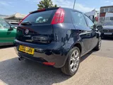 2016 Fiat Punto thumbnail 10