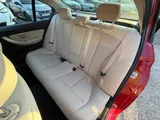 2017 BMW 3 Series thumbnail 45