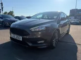 2018 Ford Focus thumbnail 5
