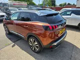 2019 Peugeot 3008 thumbnail 9