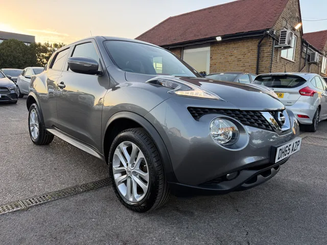 2015 Nissan Juke — photo 3