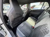 2021 Volkswagen Golf thumbnail 19