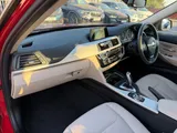 2017 BMW 3 Series thumbnail 43