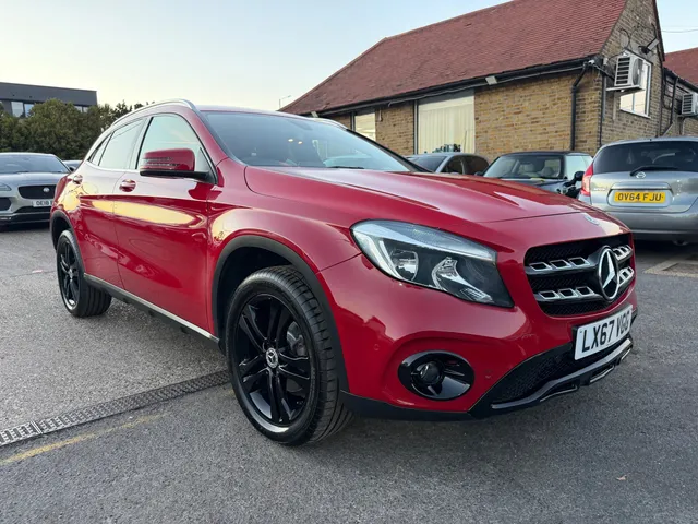 2017 Mercedes-Benz GLA — photo 3