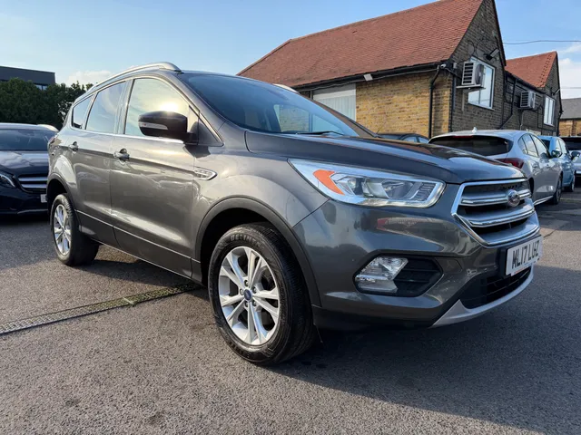 2017 Ford Kuga — photo 2