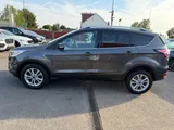 2017 Ford Kuga thumbnail 8