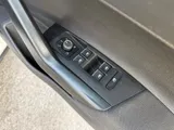 2023 Volkswagen Polo thumbnail 19