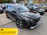 2023 Peugeot 3008 thumbnail 1
