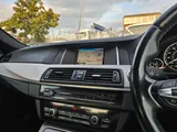 2016 BMW 5 Series thumbnail 32