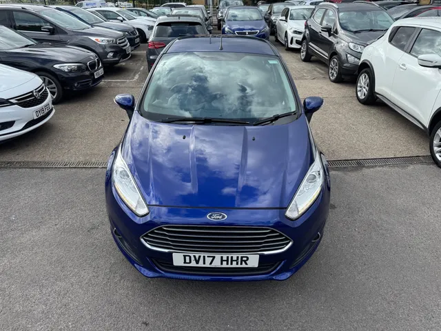 2017 Ford Fiesta — photo 3