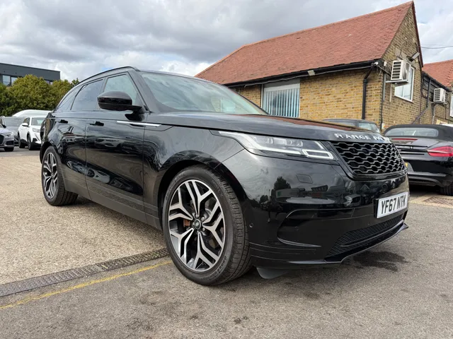 2017 Land Rover Range Rover Velar — photo 3