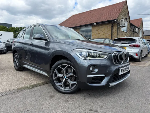 2018 BMW X1 — photo 2