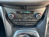 2017 Ford Kuga thumbnail 27