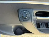 2015 Volkswagen Polo thumbnail 18